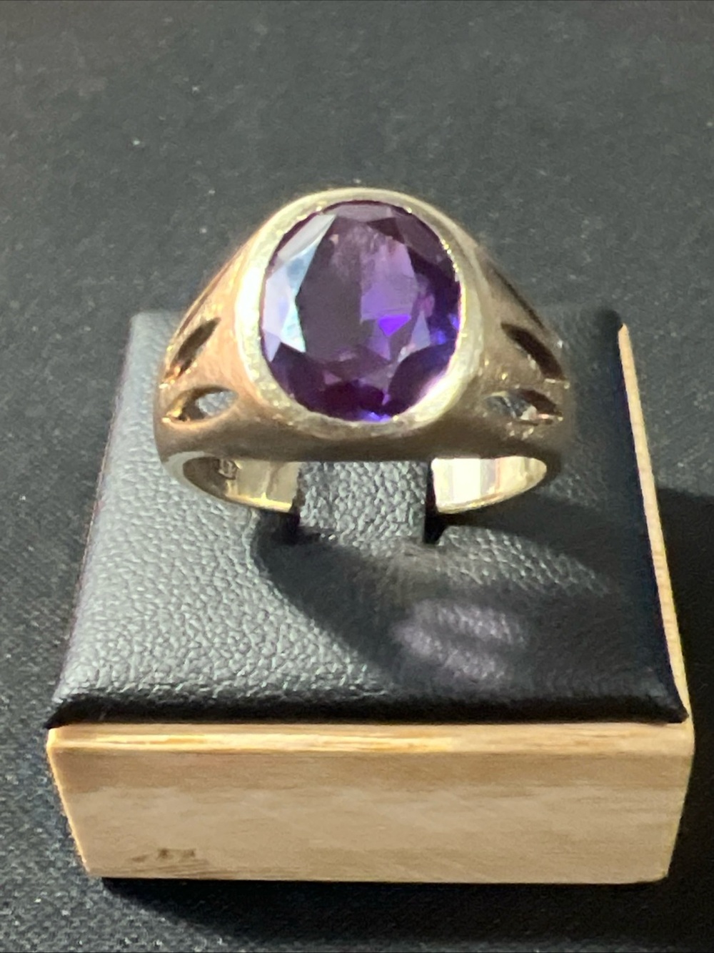 VINTAGE ESTATE 10K YELLOW GOLD LARGE PURPLE SAPPHIRE ALEXANDRITE RING Sz 10